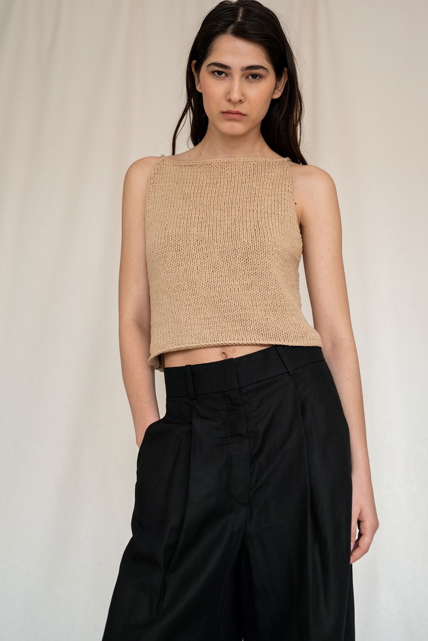 Square Neck Crop Top in Light Wheat – Plexida Knitwear