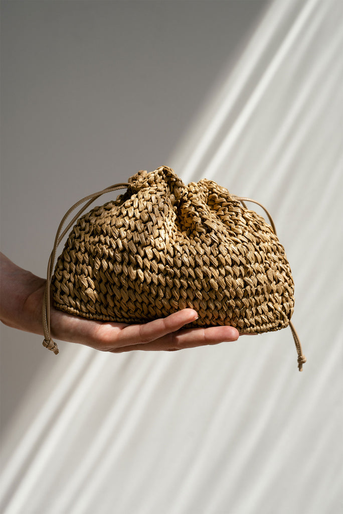 Crochet raffia mini pouch in tan