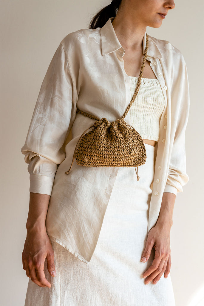 Mini crossbody raffia bag in tan