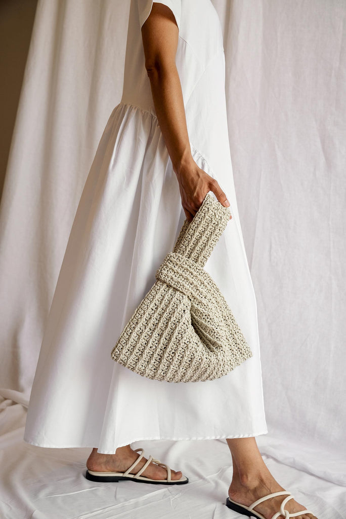 Crochet raffia knot bag in pearl