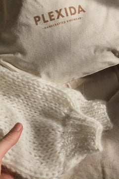Video of the chunky mohair sweater in off white mohair